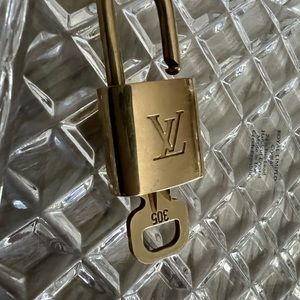 Louis Vuitton Authentic Bass Lock & Key for Louis Vuitton Purses, made in France